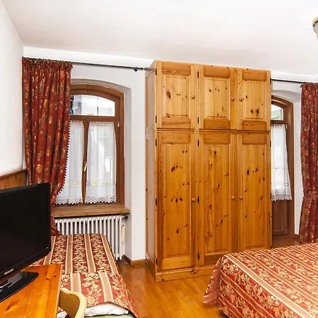 Hotel Hotel Pontejel 2*