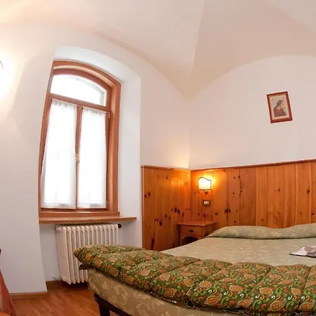 Hotel Pontejel 2*
